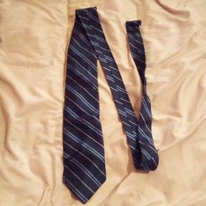 Paul Fredrick Tie